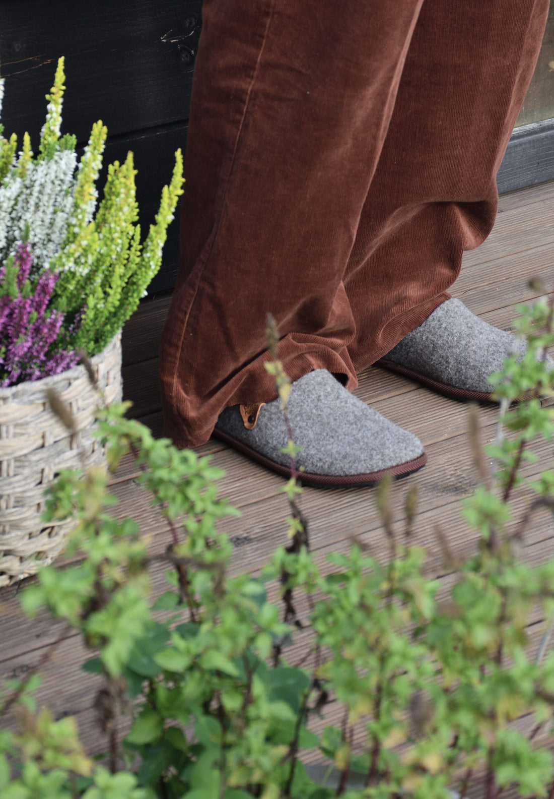 Nursi Unisex Hausschuhe – Detailansicht 3