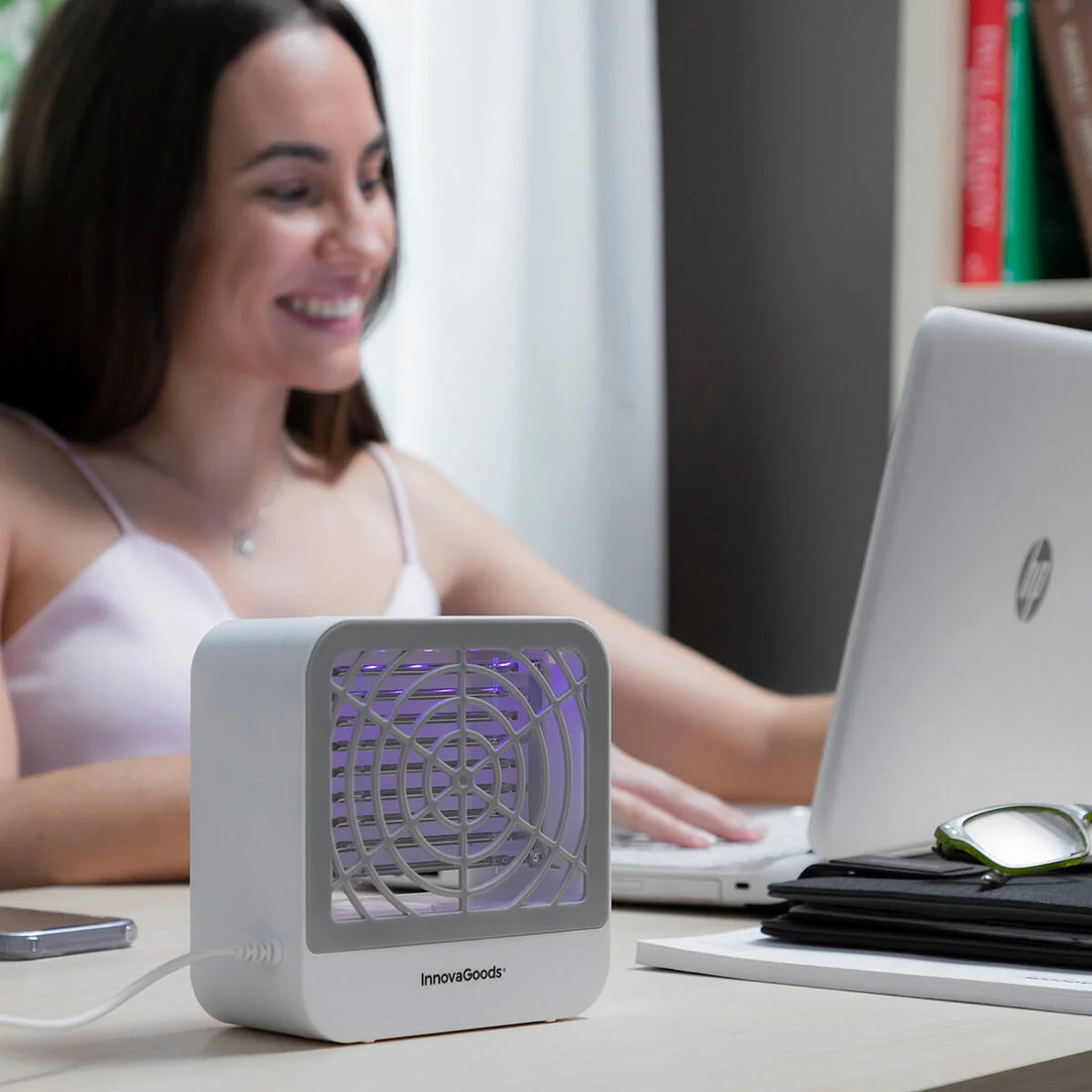 Anti-Mücken-Lampe KL Box mit Wandhalterung – Detailansicht 5