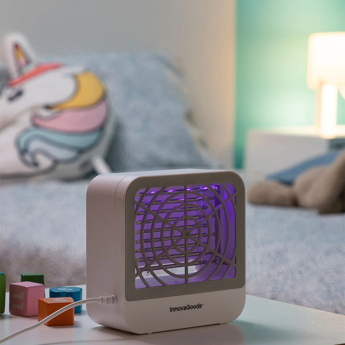 Anti-Mücken-Lampe KL Box mit Wandhalterung – Detailansicht 1