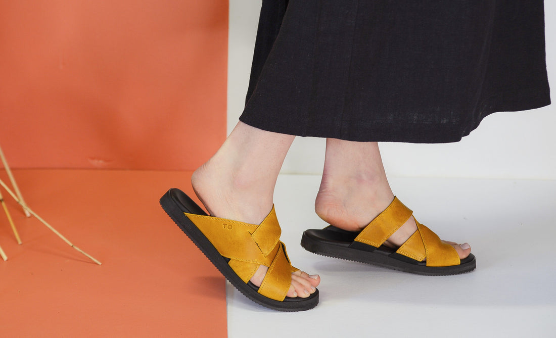Helsinki Damen-Sandalen Ocker – Detailansicht 1