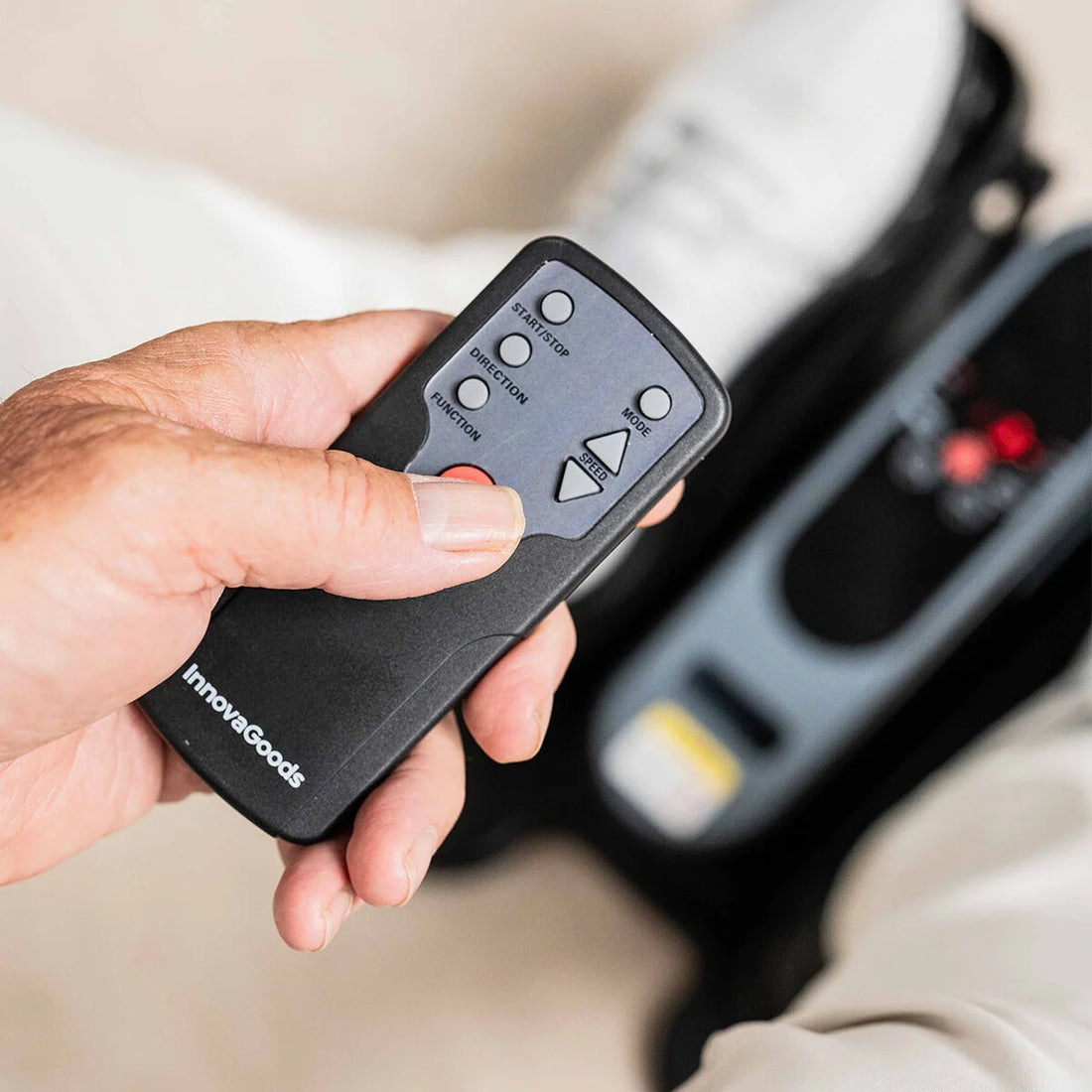 Velora 4000 elektrischer Mini-Ellipsentrainer – Detailansicht 1
