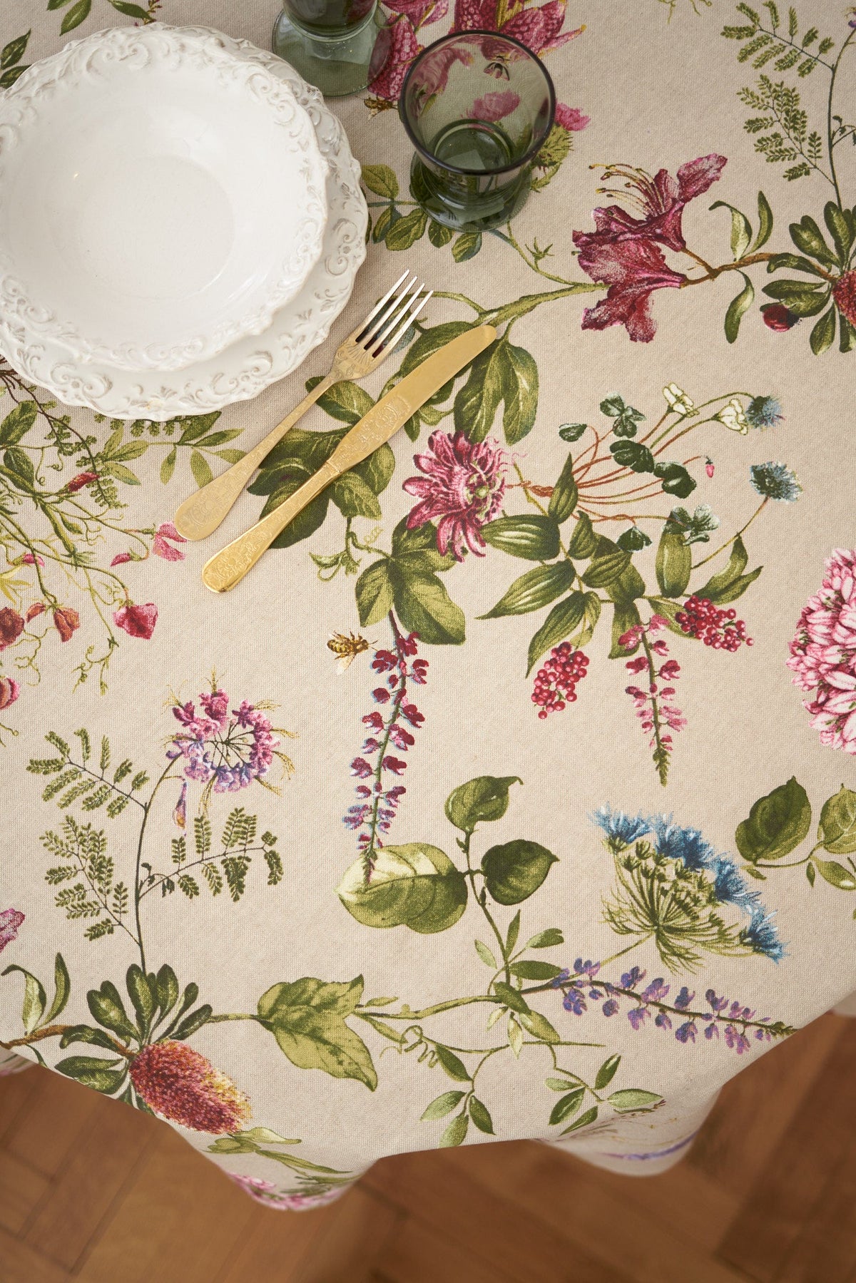 Runde Tischdecke mit Blumenmuster – Botanico – Produktansicht 4