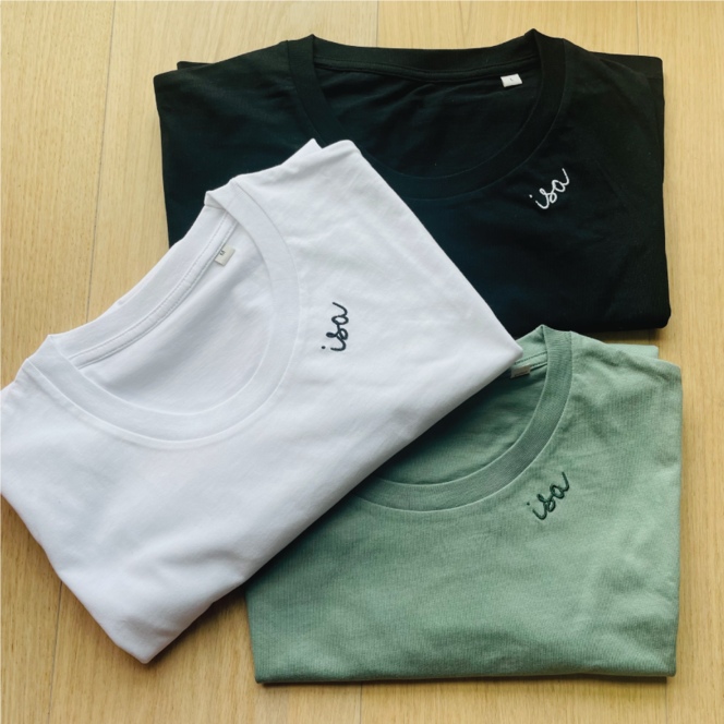 Bio-Baumwoll-T-Shirt mit besticktem Kragen "Isa" (EE) – Detailansicht 2