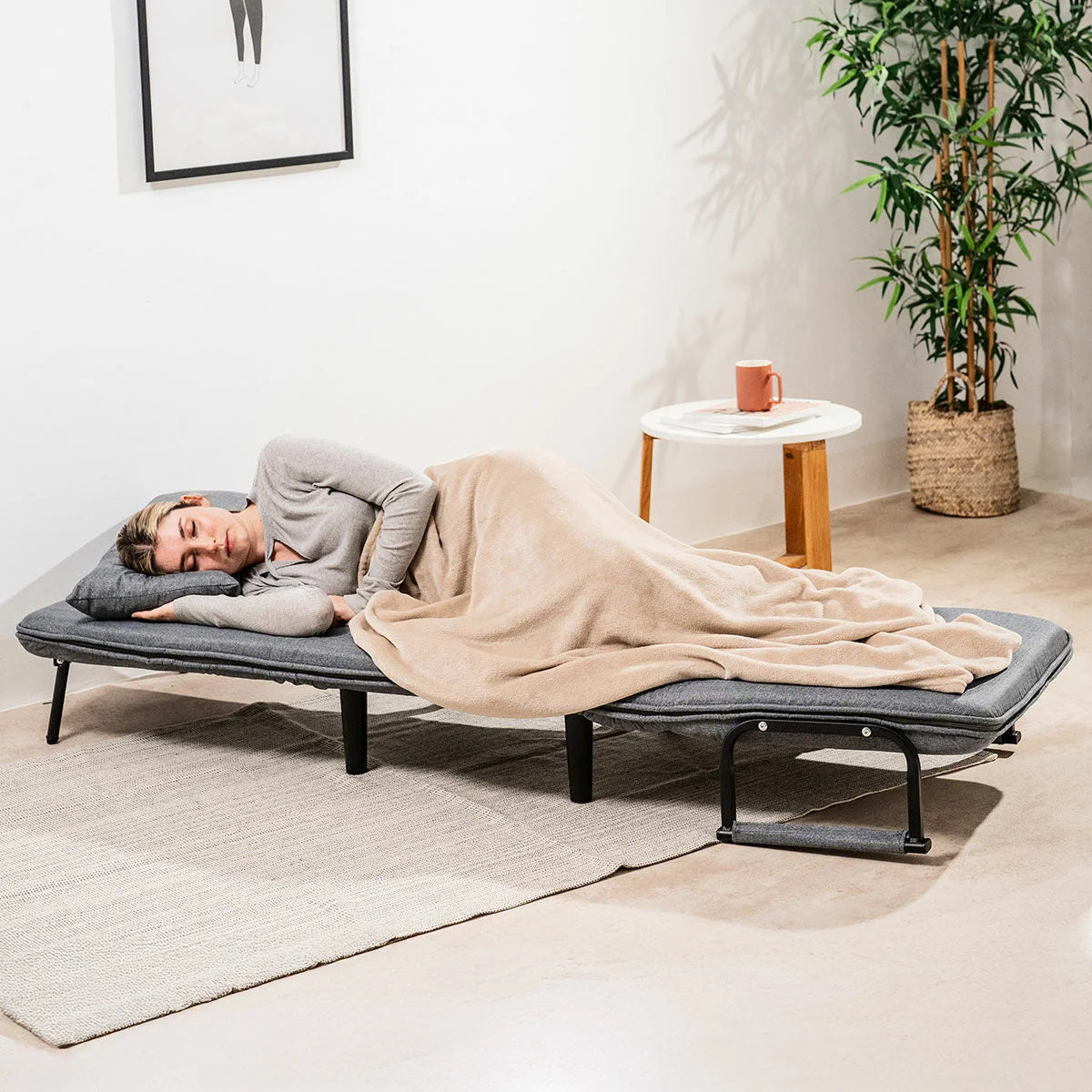 Softfa 4-in-1 Schlafsessel mit Kissen – Produktansicht 5
