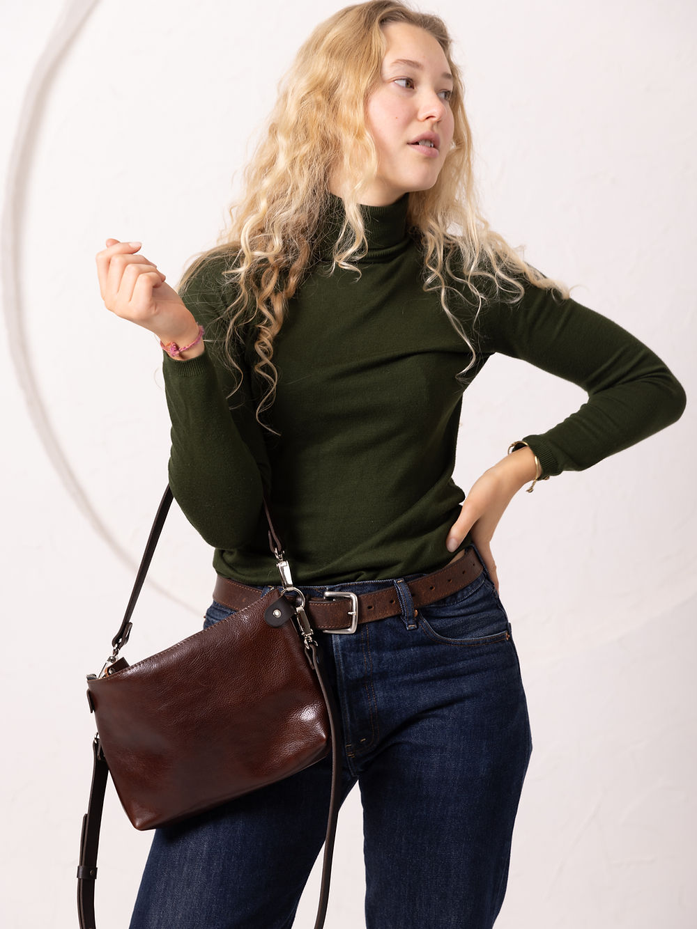 Lederhandtasche TOMMY mit zwei Henkeln – Cognac – Detailansicht 3