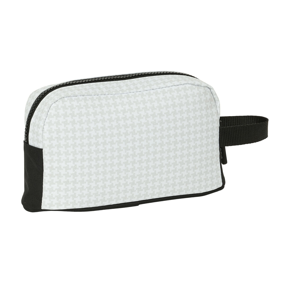 V6HE0D8139499FE3617186F1355C6B11B32R4604785P4