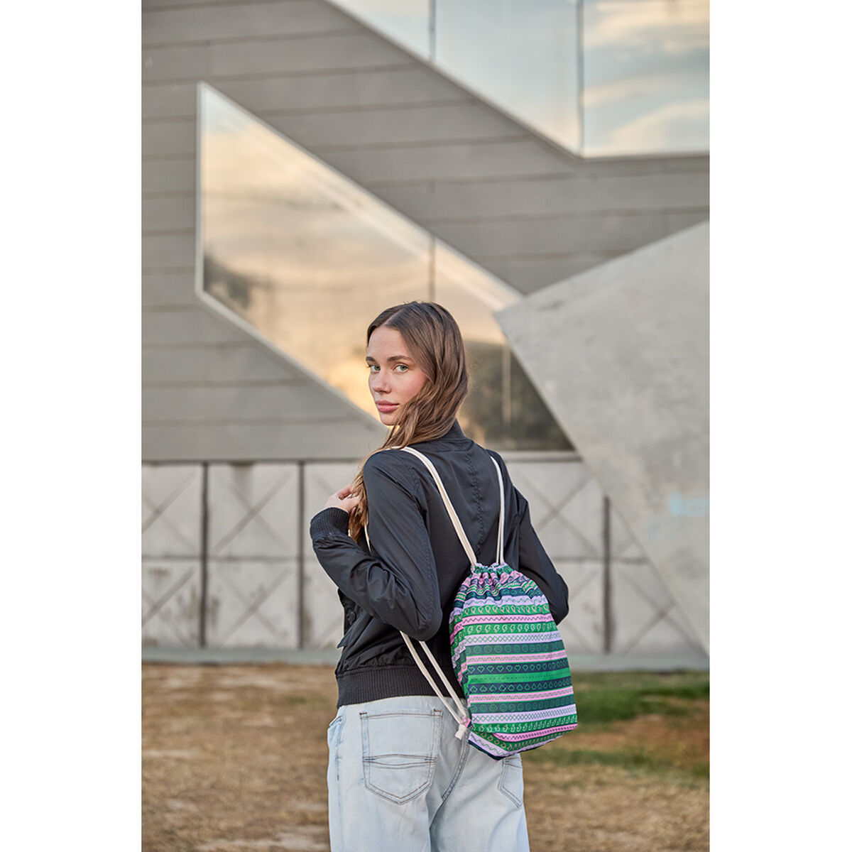 V6HA41BAAE48CD4AD37FFD95D980B41DF18R4452928P2