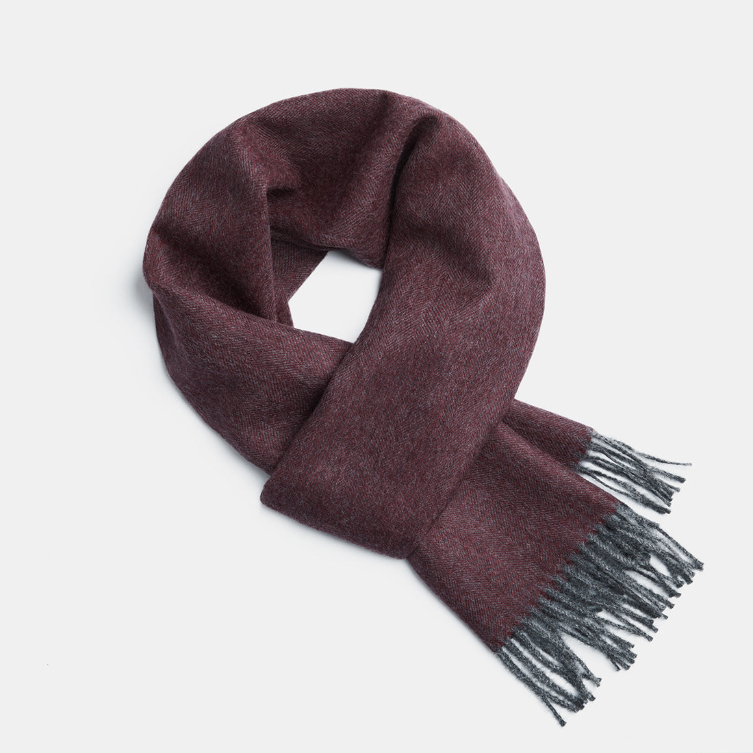 Schal aus BabyalpakawolleWolle – Exclusive Fishbone – Detailansicht 3