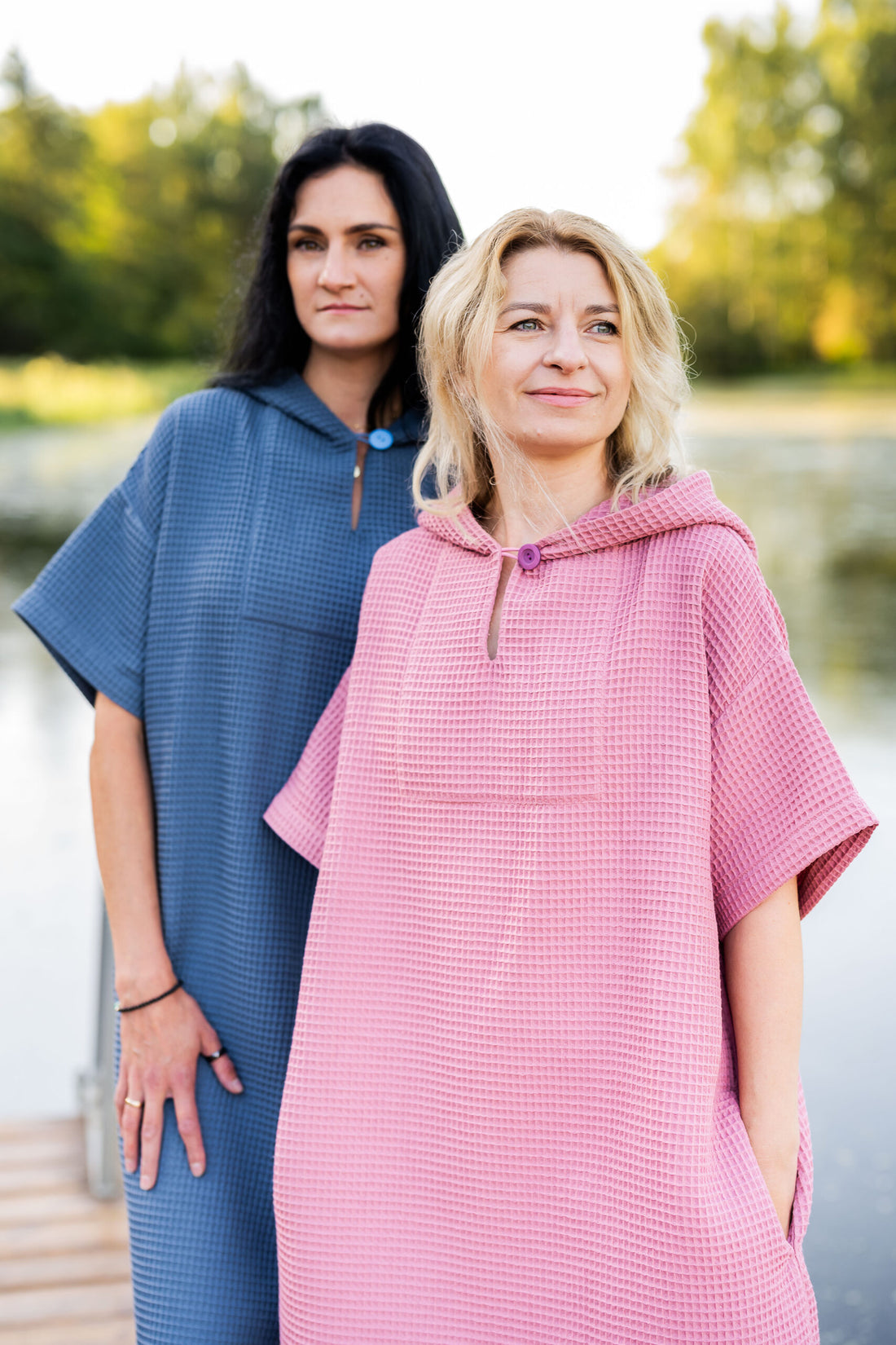 RÄTT Kurzarm-Surfponcho aus Baumwoll-Waffelpiqué – Detailansicht 4