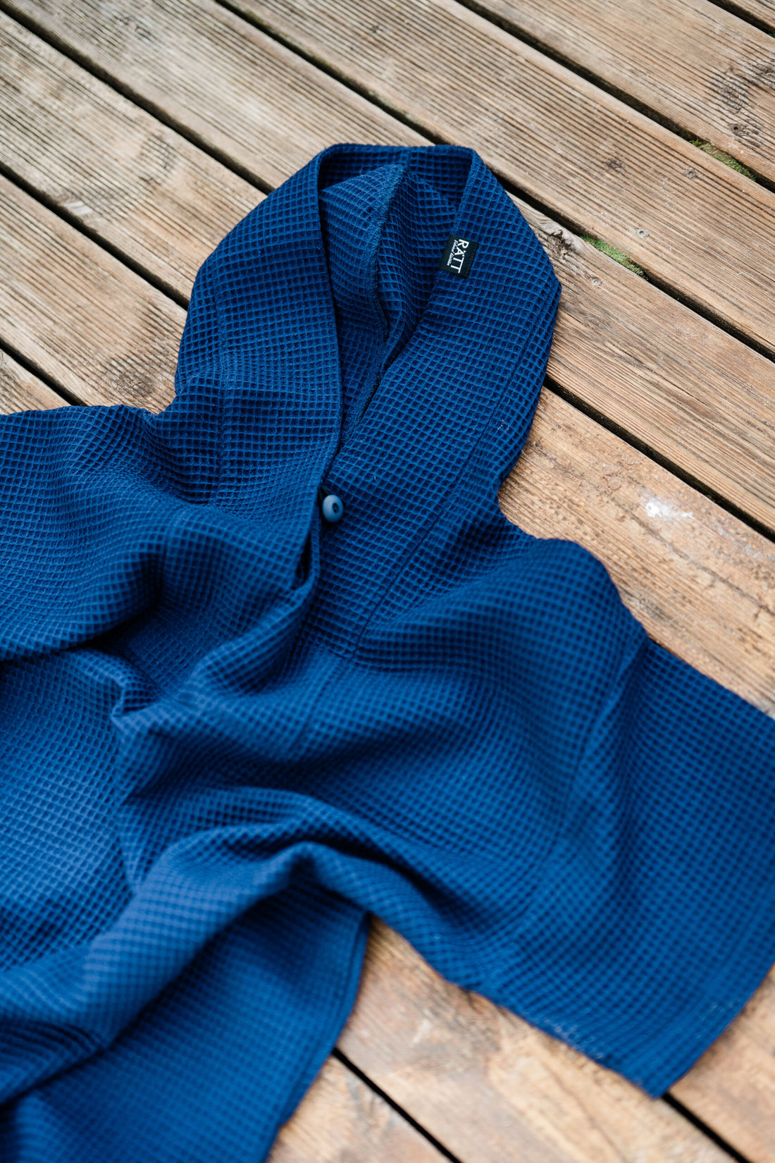 RÄTT Kurzarm-Surfponcho aus Baumwoll-Waffelpiqué – Detailansicht 3