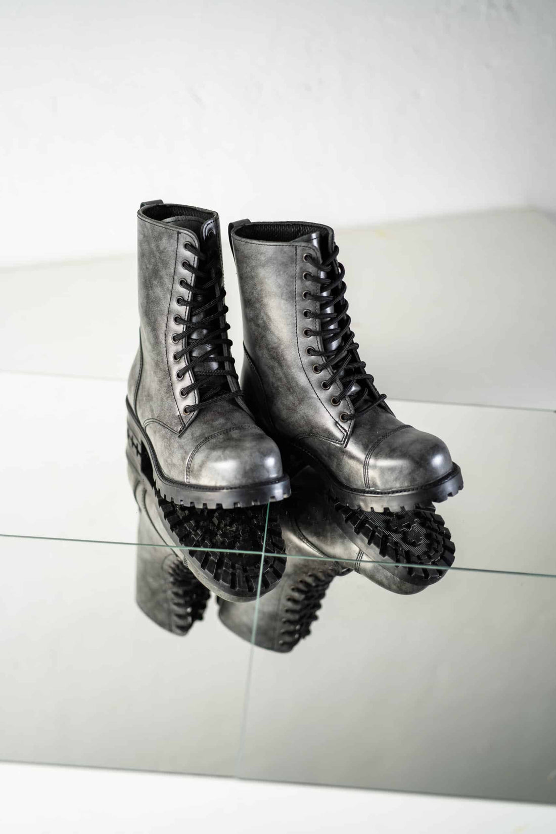 511 Unisex-Stiefel Grau – Detailansicht 3
