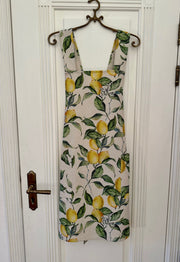 Damenschürze mit gekreuzten Trägern – Lemon Linen
