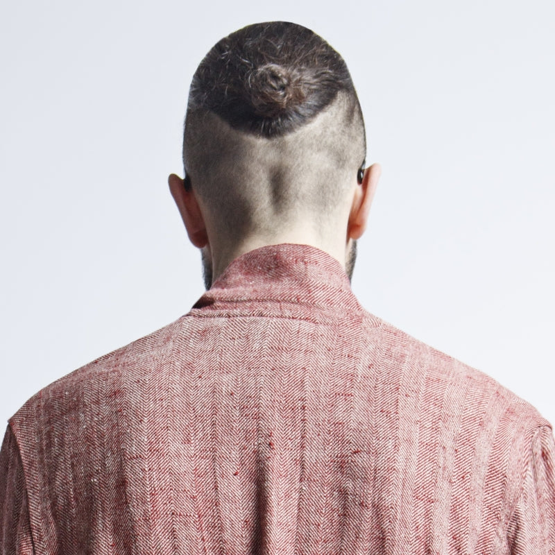 Herrenbademantel aus Leinen – Rot Fishbone – Detailansicht 3