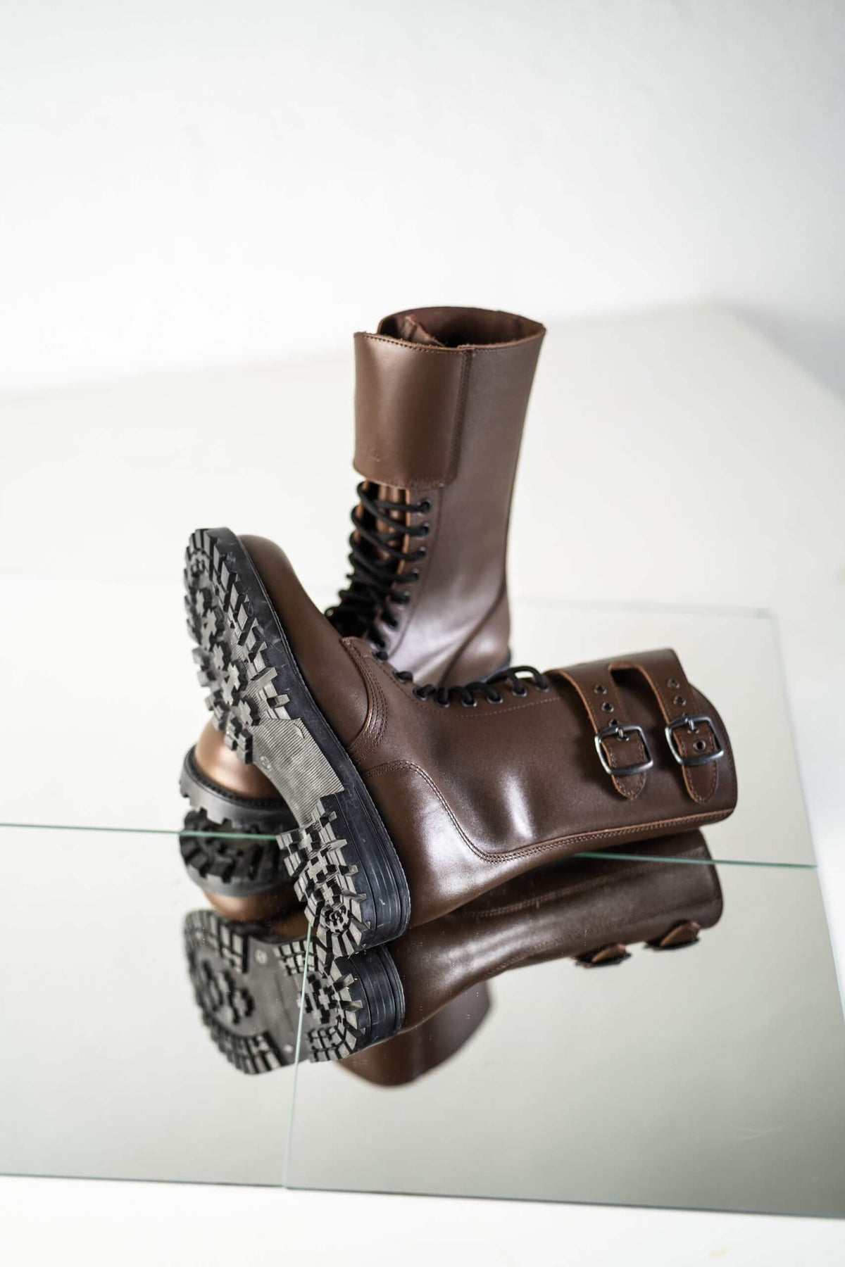 791 Tarkovsky Stiefel – Dunkelbraun – Produktansicht 2