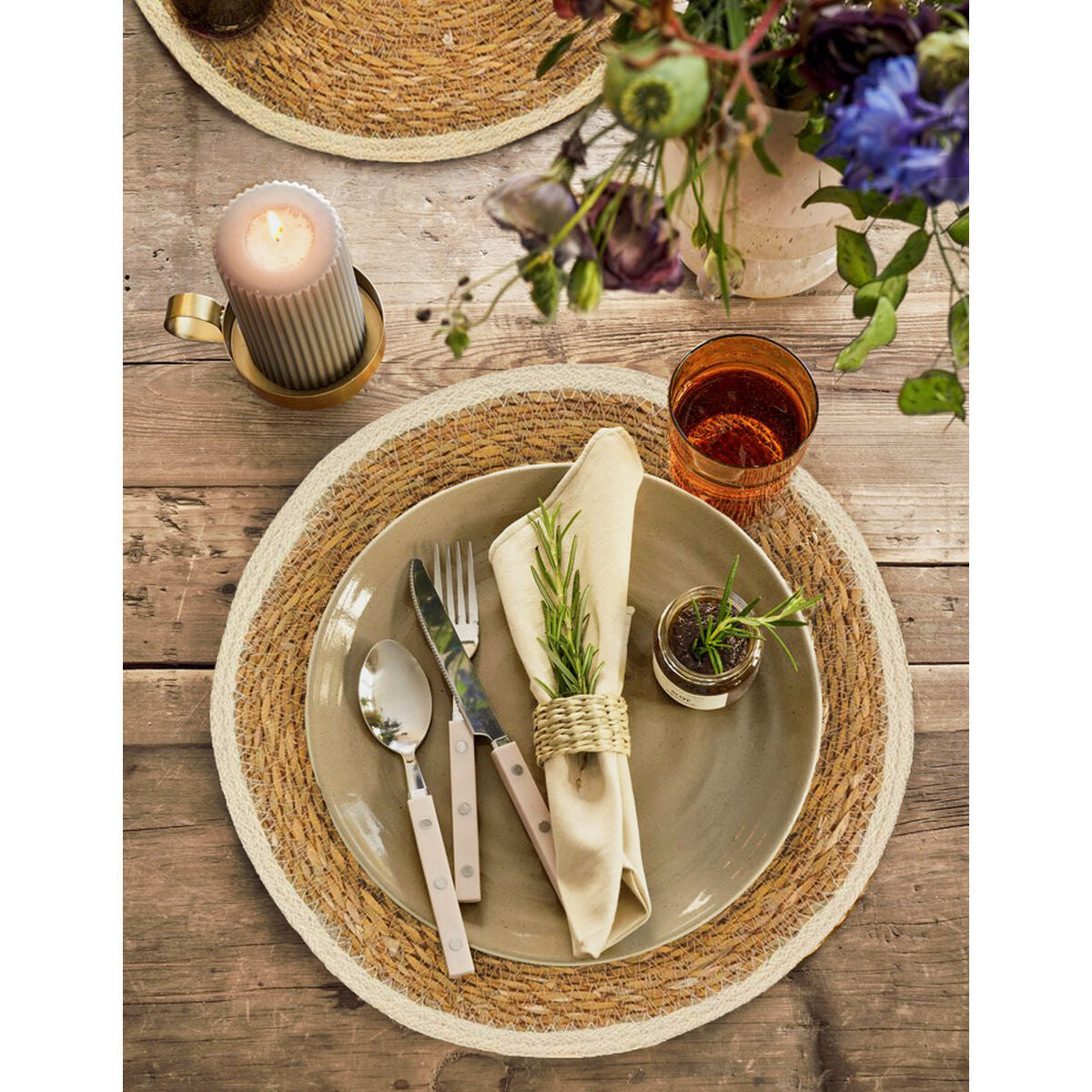 V7H7FE18D05D916B6D01F9B94D006DE1B0ER6843390P3