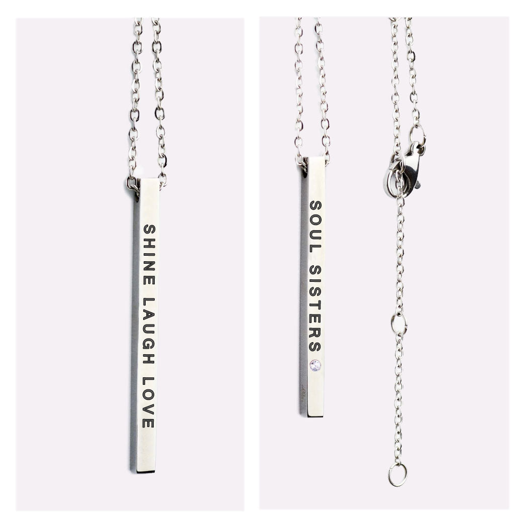 Halskette mit Anhänger „Soul Sisters / Shine Laugh Love“