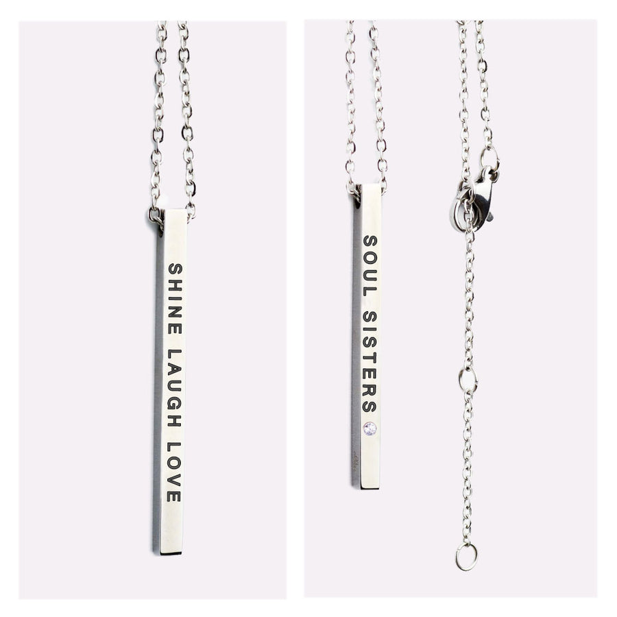 Halskette mit Anhänger „Soul Sisters / Shine Laugh Love“