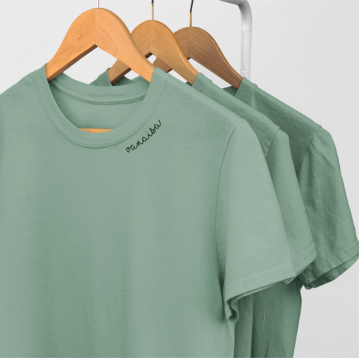 Bio-Baumwoll-T-Shirt mit besticktem Kragen "Vanaisa" (EE) – Produktansicht 4