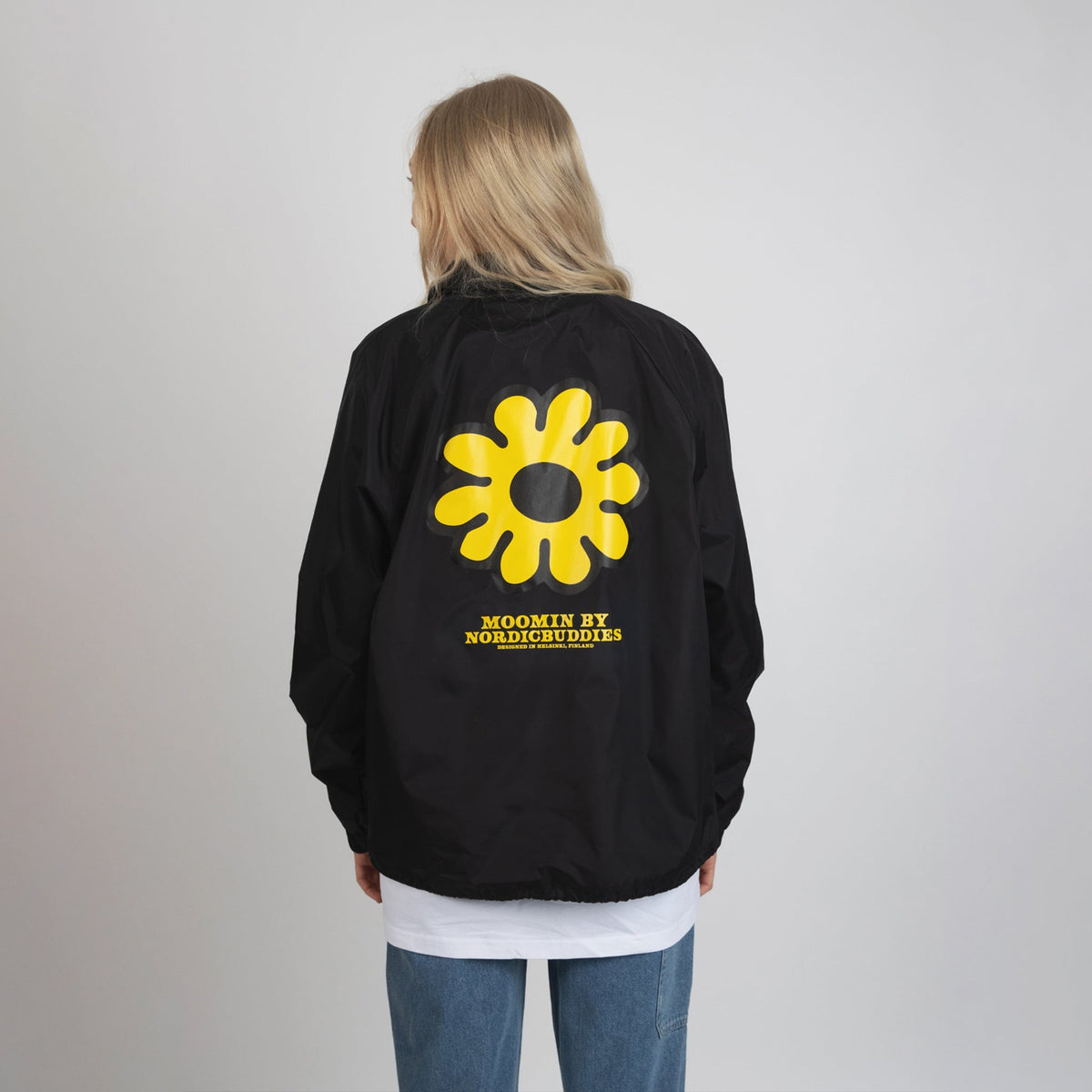 Coachjacke Moomintroll's Flower – Schwarz – Produktansicht 3
