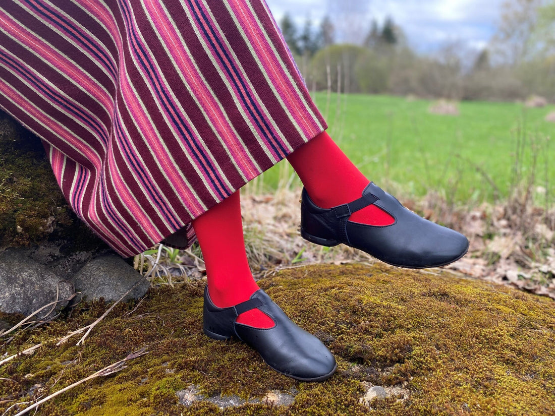 Tanzschuhe / Hausschuhe Kergatsi – Detailansicht 4