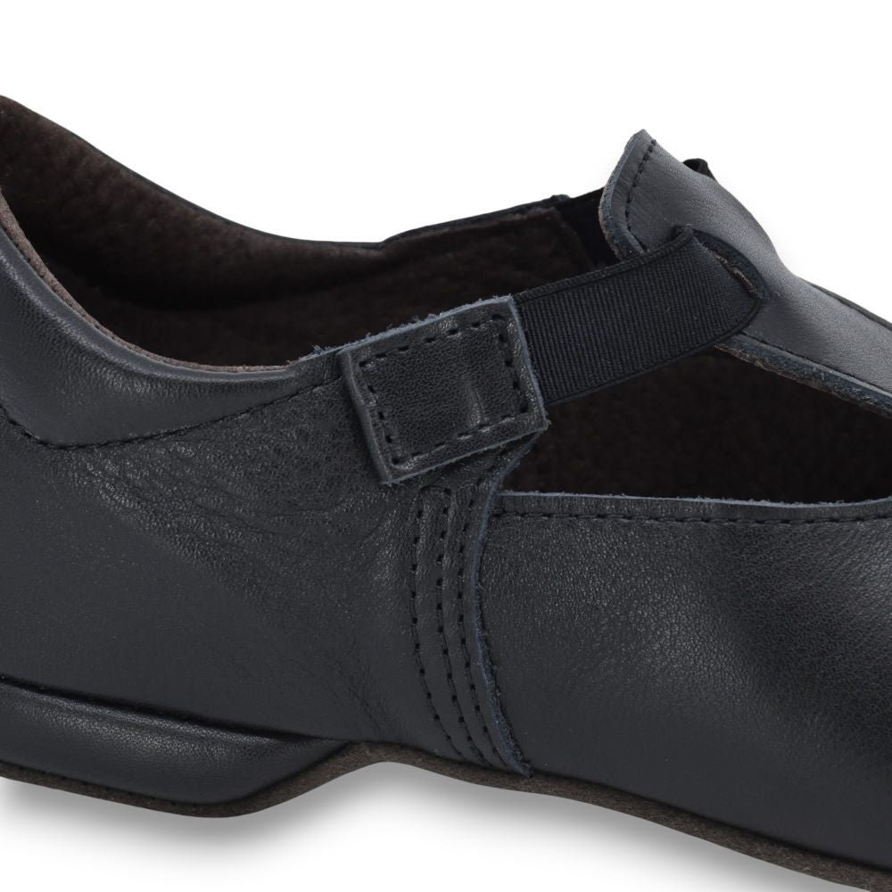 Tanzschuhe / Hausschuhe Kergatsi – Detailansicht 1