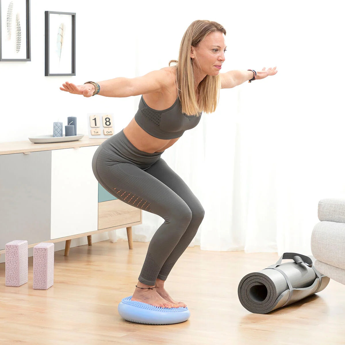 Blaues Cushport Balance-Kissen mit Luftpumpe