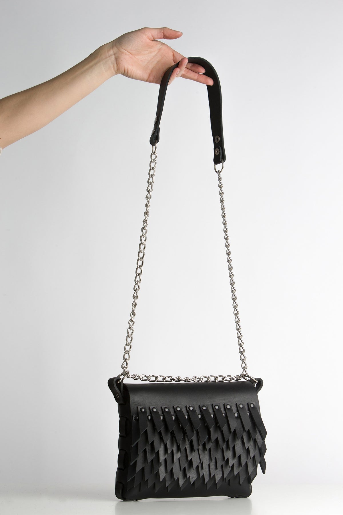 Handtasche BARBED SISTER – Produktansicht 3