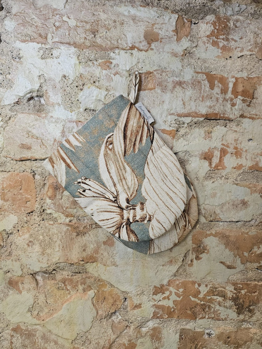 Handgefertigter Ofenhandschuh – Terra Flora – Produktansicht 2