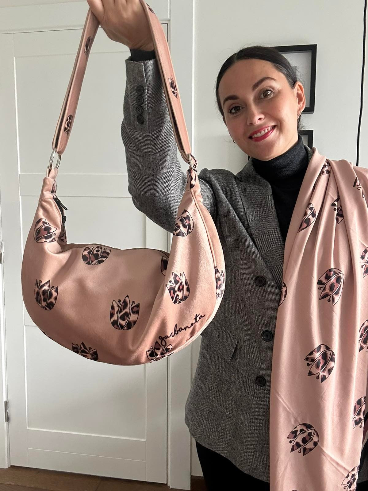 Hobo-Handtasche – Braun Leopard Tulpen – Produktansicht 4