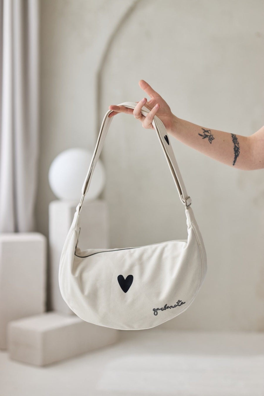 Hobo-Handtasche Heart – Weiß