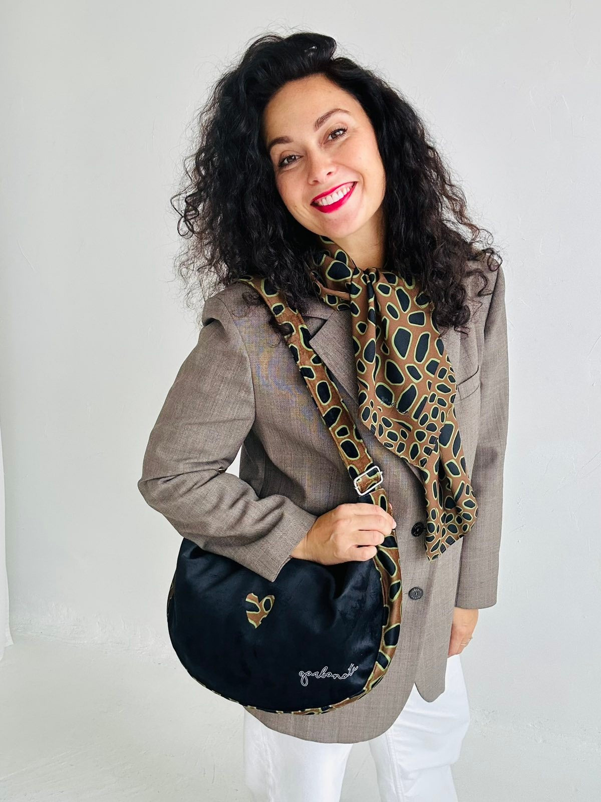 Hobo-Handtasche – Leopard Heart – Produktansicht 4
