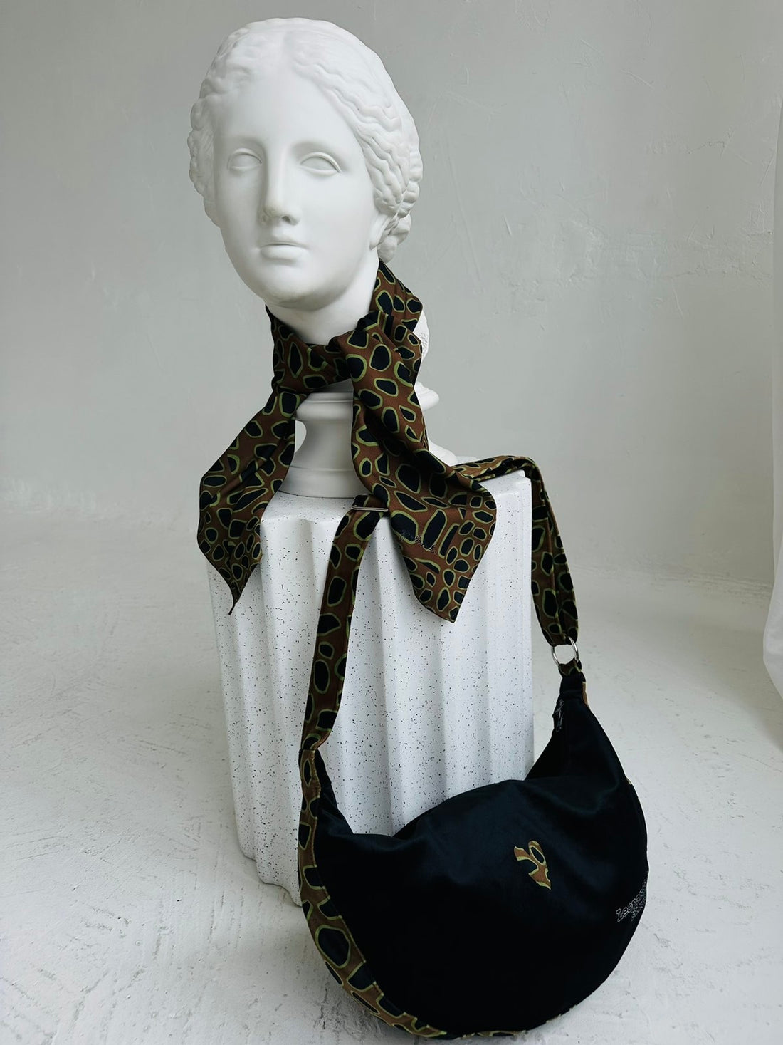 Hobo-Handtasche – Leopard Heart – Detailansicht 4