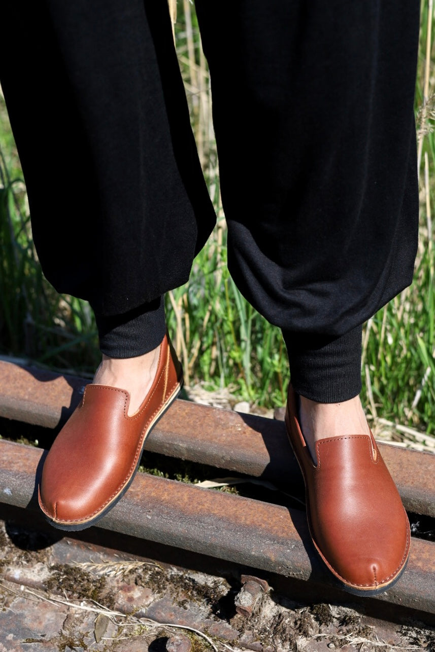 London Classic Schuhe im TOKU-Stil – Braun – Detailansicht 2