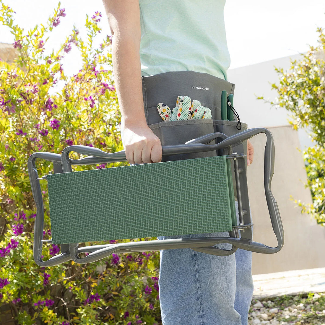 3-in-1 Garten-Kniebank Situl mit Werkzeugtasche – Detailansicht 2