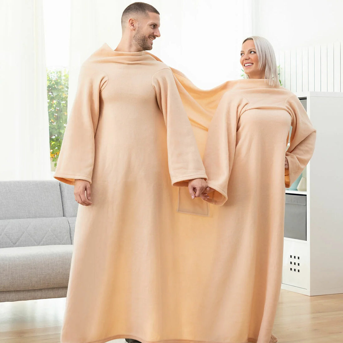 Doublanket Ärmeldecke für zwei Personen – Detailansicht 2