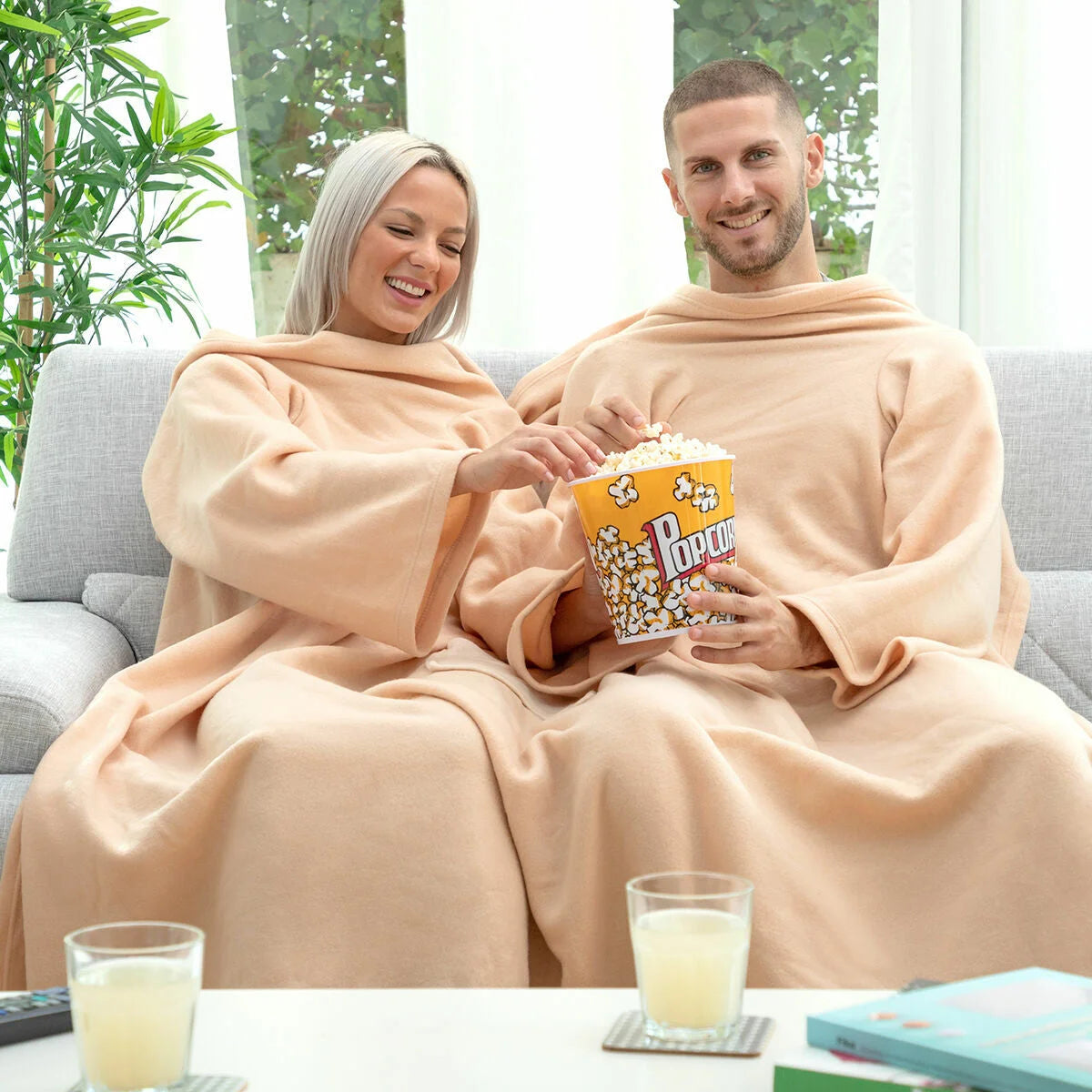 Doublanket Ärmeldecke für zwei Personen – Produktansicht 3