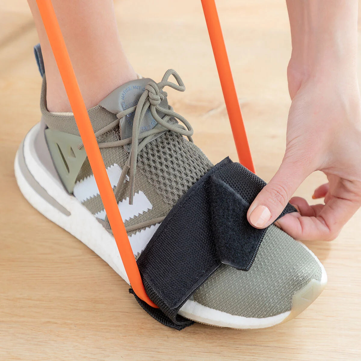 Bootrainer Fitnessgürtel mit Widerstandsbändern – Produktansicht 4