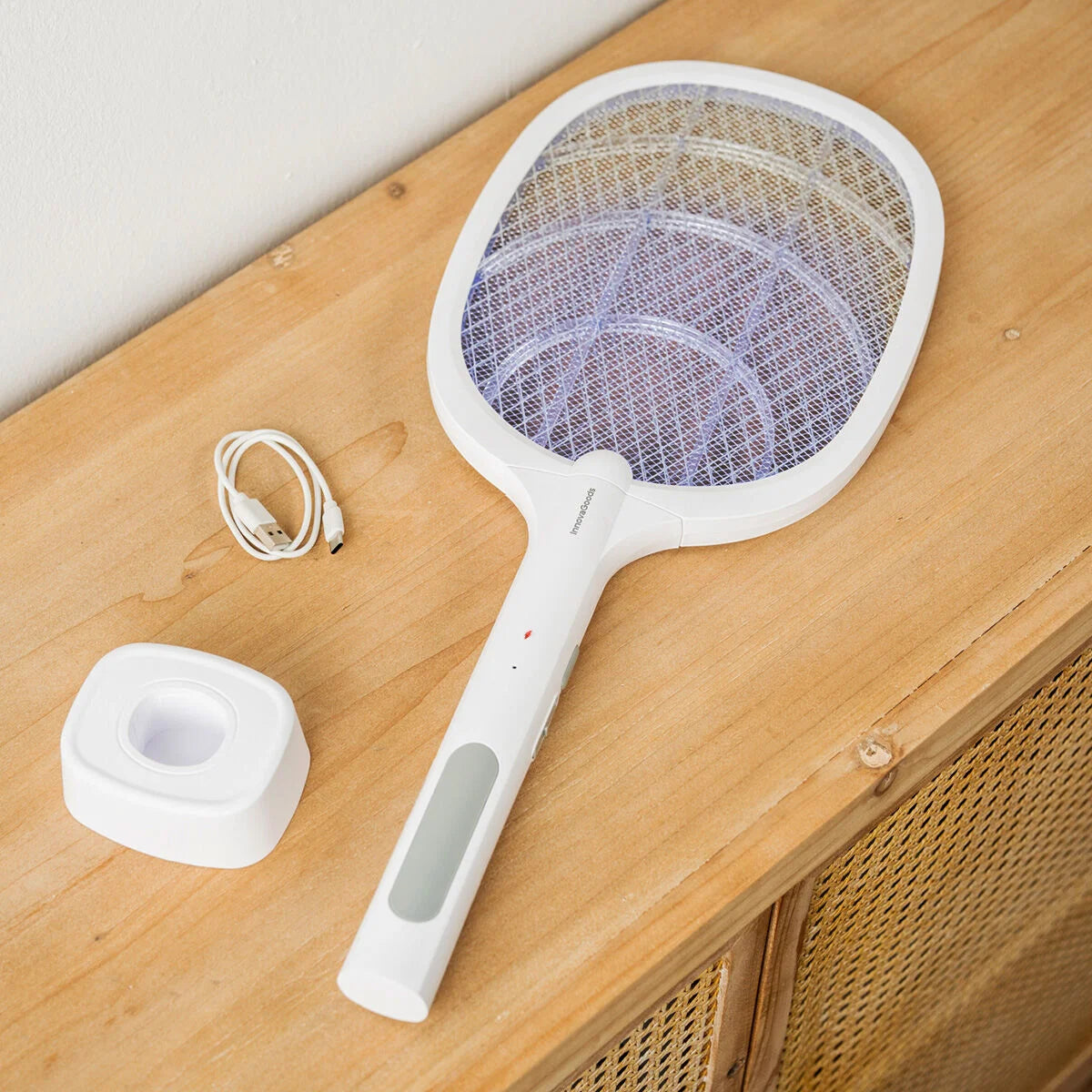 Elecfly 2-in-1 elektrische Fliegenklatsche mit UV-Licht