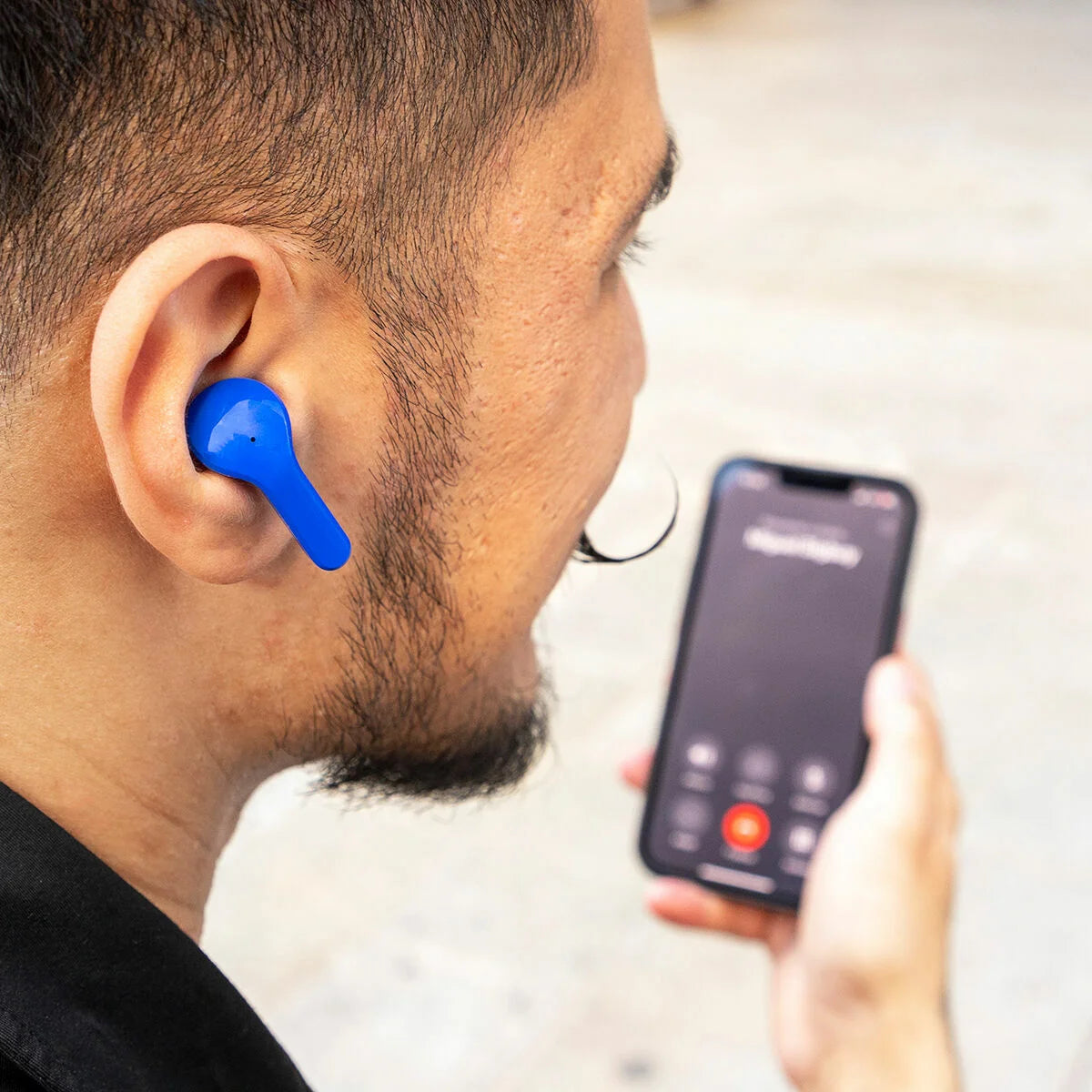 Kabellose In-Ear-Kopfhörer Blue mit Ladebox – Produktansicht 3