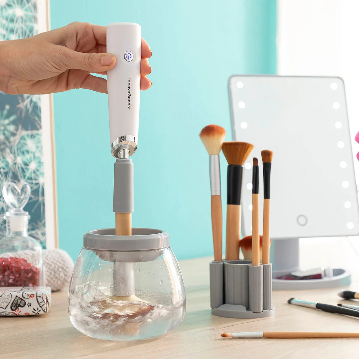 Automatischer Make-up-Pinselreiniger und -trockner Maklin – Produktansicht 3