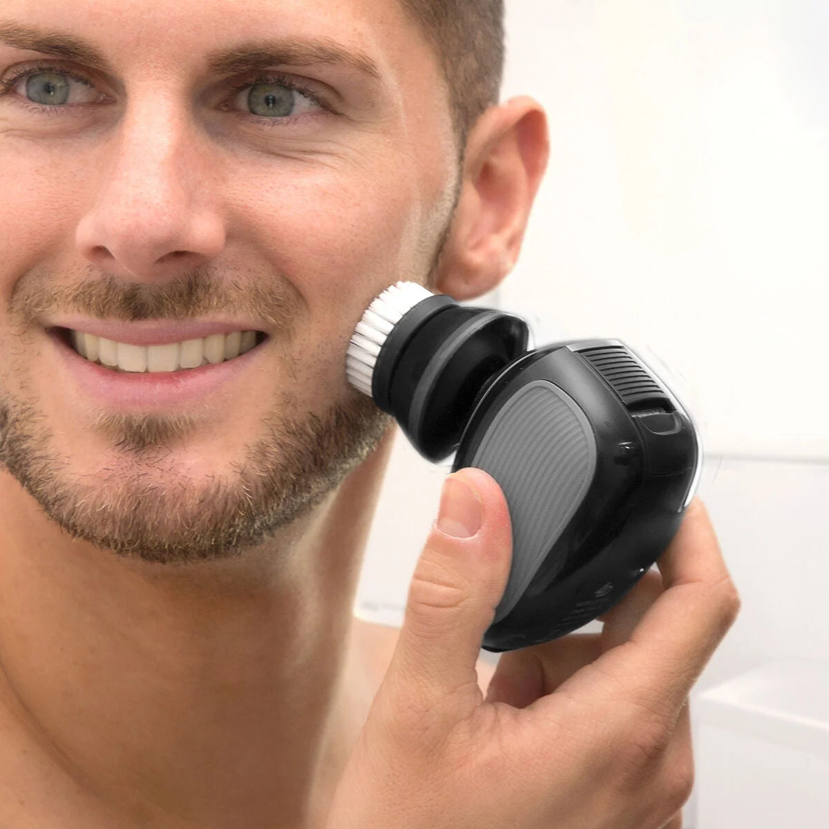 Wiederaufladbarer Ergonomischer 5 in 1 Rasierapparat Shavestyler – Produktansicht 4