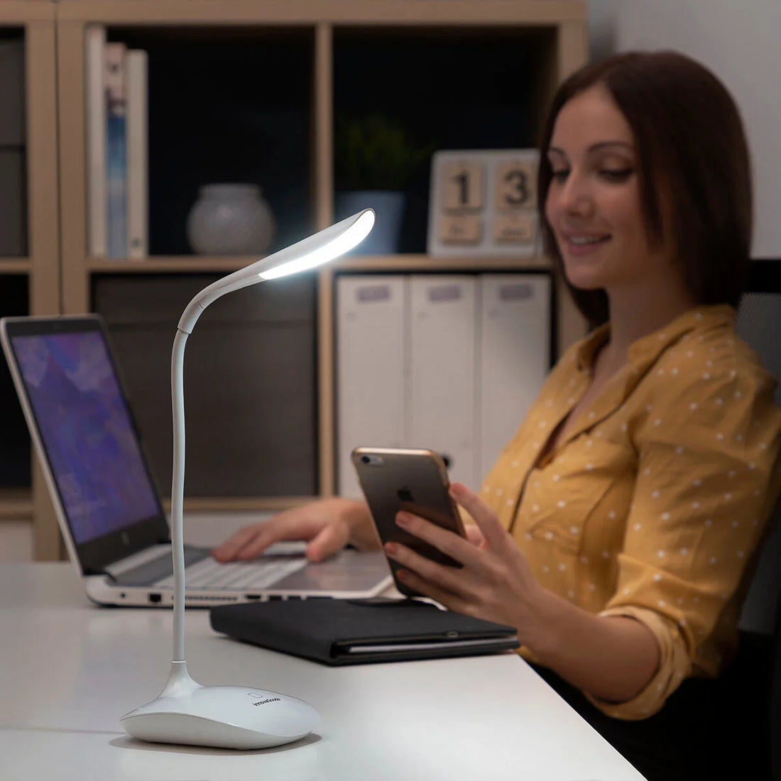 Lum2Go Touch-LED-Tischlampe Weiß – Detailansicht 2