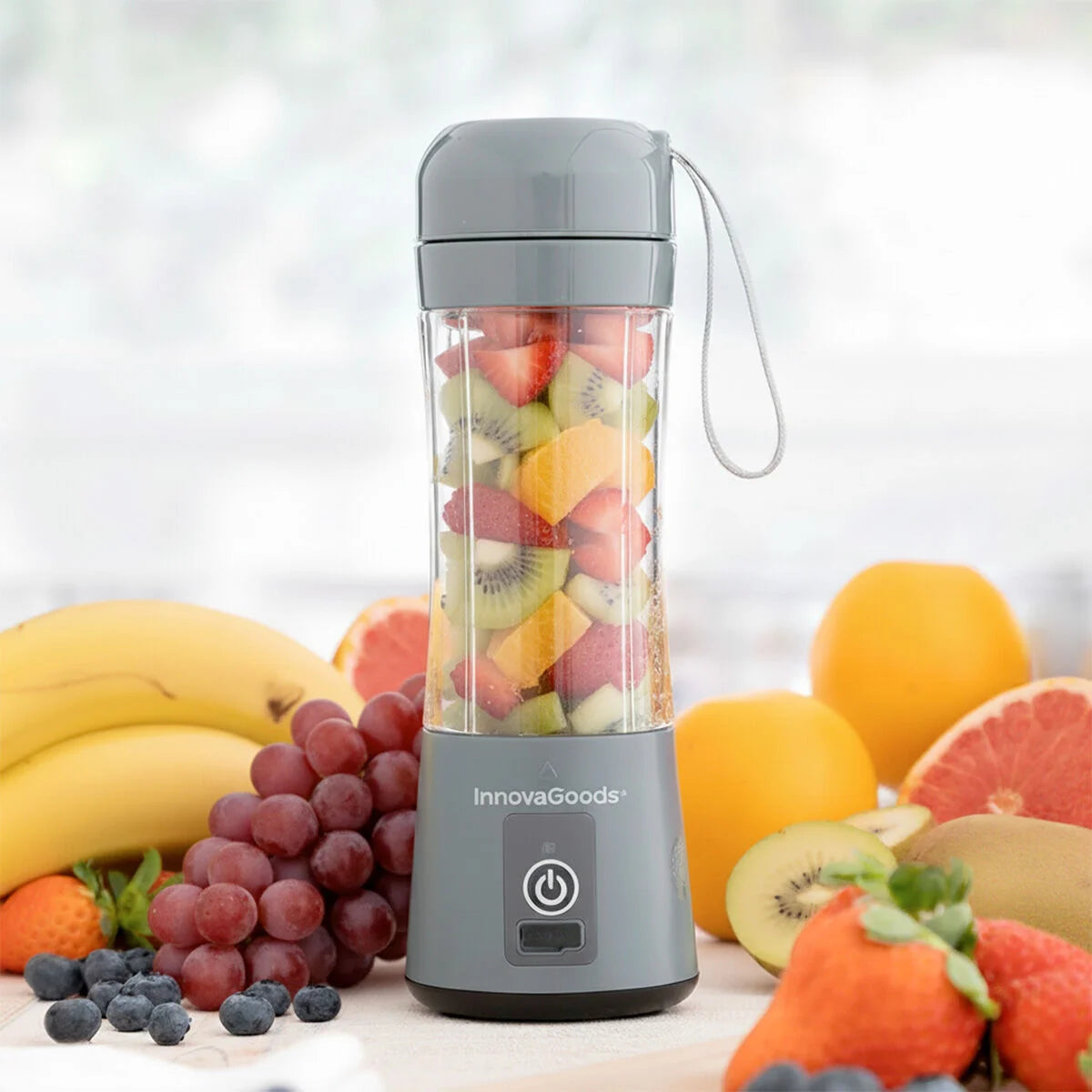 Shakuit Standmixer mit Obst im 380-ml-Mixbehälter