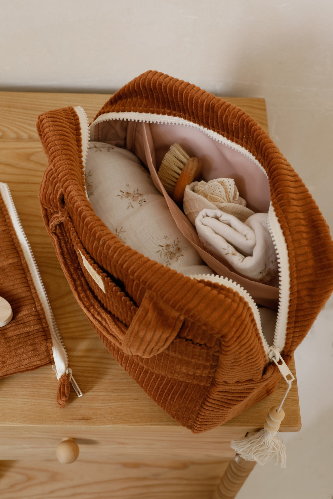 Kosmetiktaschen-Set 2-teilig – Karamell – Detailansicht 2