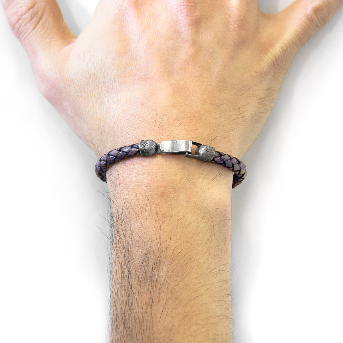 Skye Silberarmband aus geflochtenem Leder – Indigoblau – Produktansicht 2