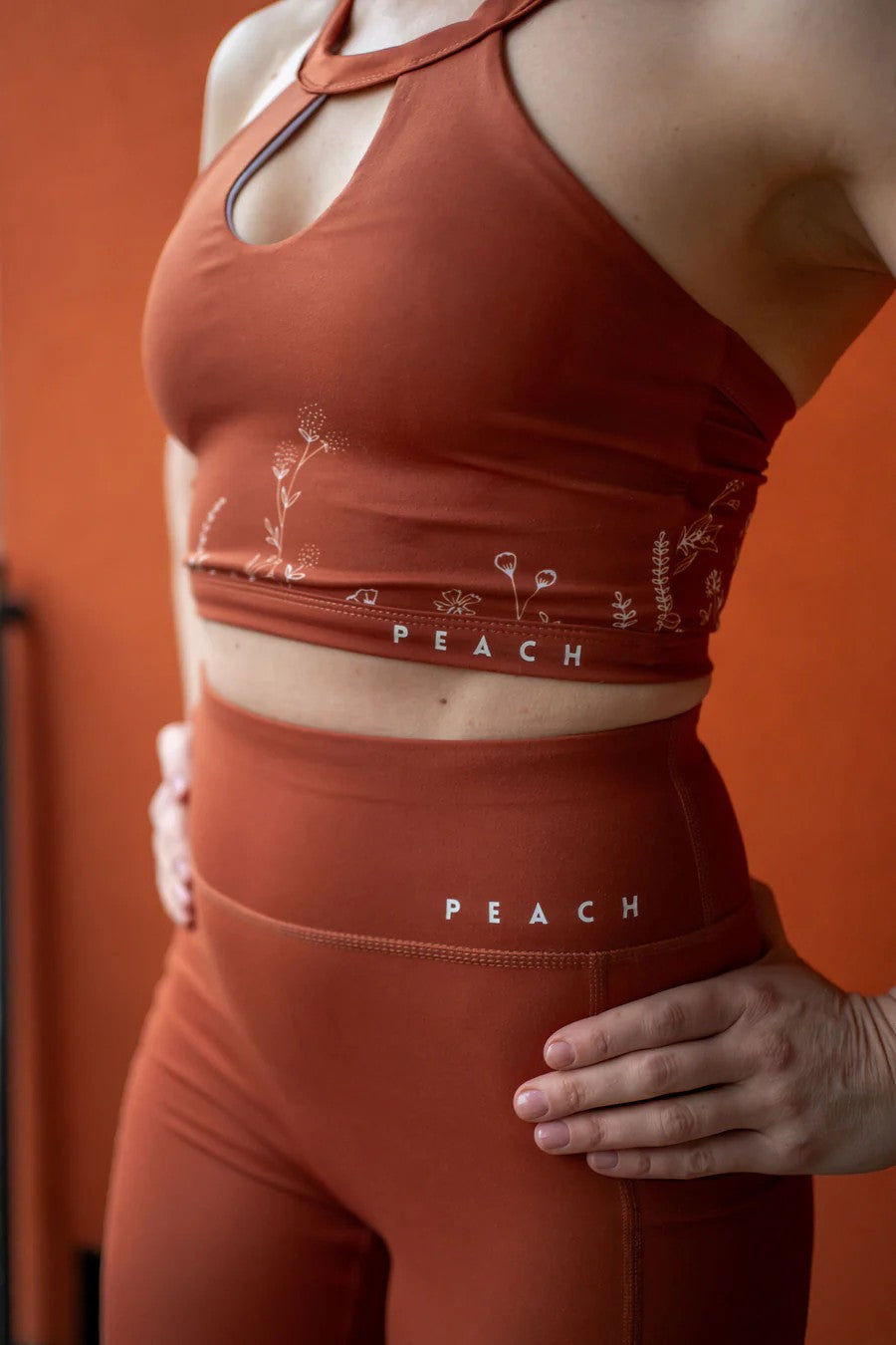Sport-BH „Wildflowers“ – Braun – Produktansicht 4