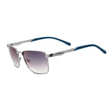 Guess GF00018-6008C Herrensonnenbrille mit grauem Rahmen und mehrfarbigen Bügeln schräg