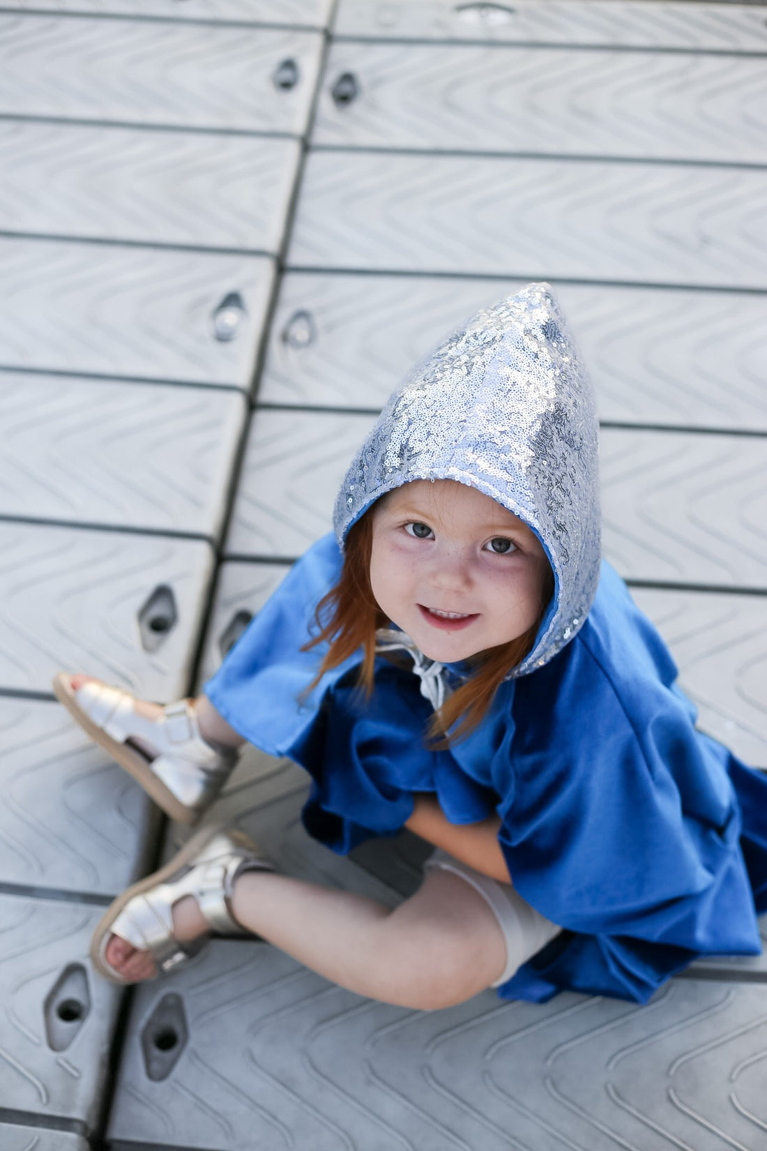 Kinder-Kostümumhang – Snow Queen, Blau – Detailansicht 2