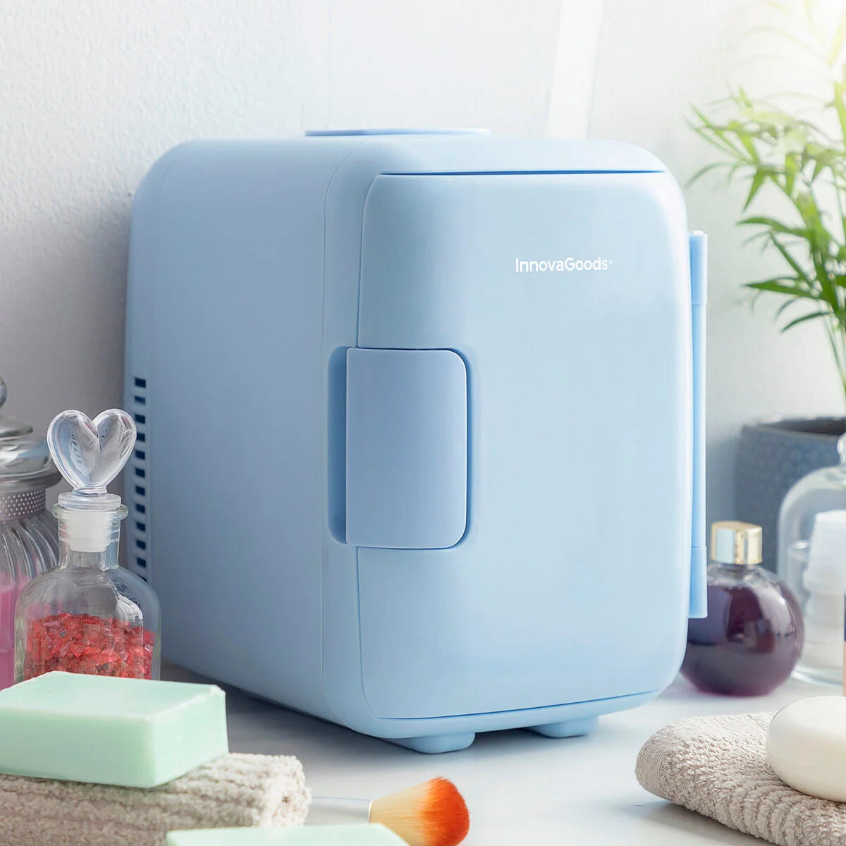 Mini-Kosmetik-Kühlschrank Frecos, 4 L – Produktansicht 2