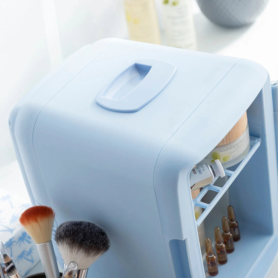 Mini-Kosmetik-Kühlschrank Frecos, 4 L – Detailansicht 2